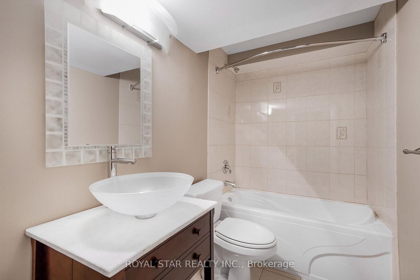 846 Feather Moss Way • Ottawa, ON photo 29