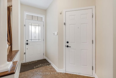 846 Feather Moss Way • Ottawa, ON photo 4