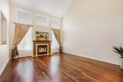 846 Feather Moss Way • Ottawa, ON photo 9