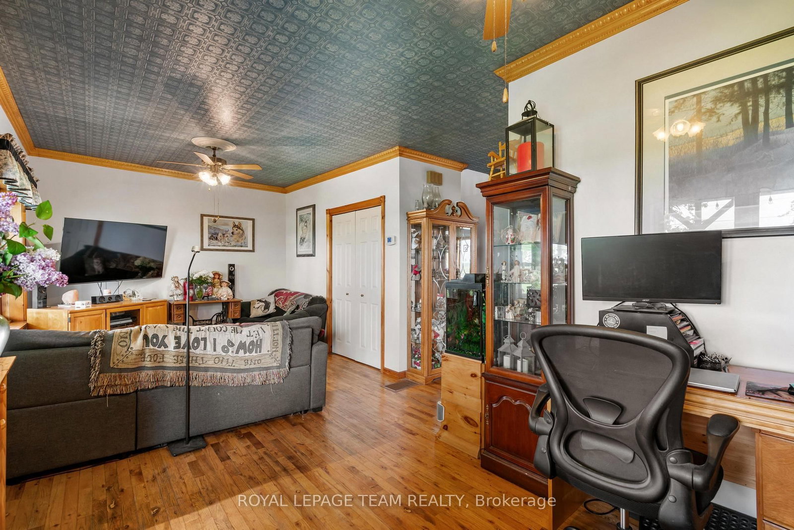 13585 County 9 Road • North Dundas, ON photo 11