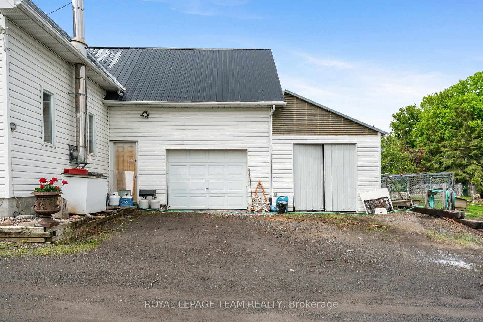 13585 County 9 Road • North Dundas, ON photo 24