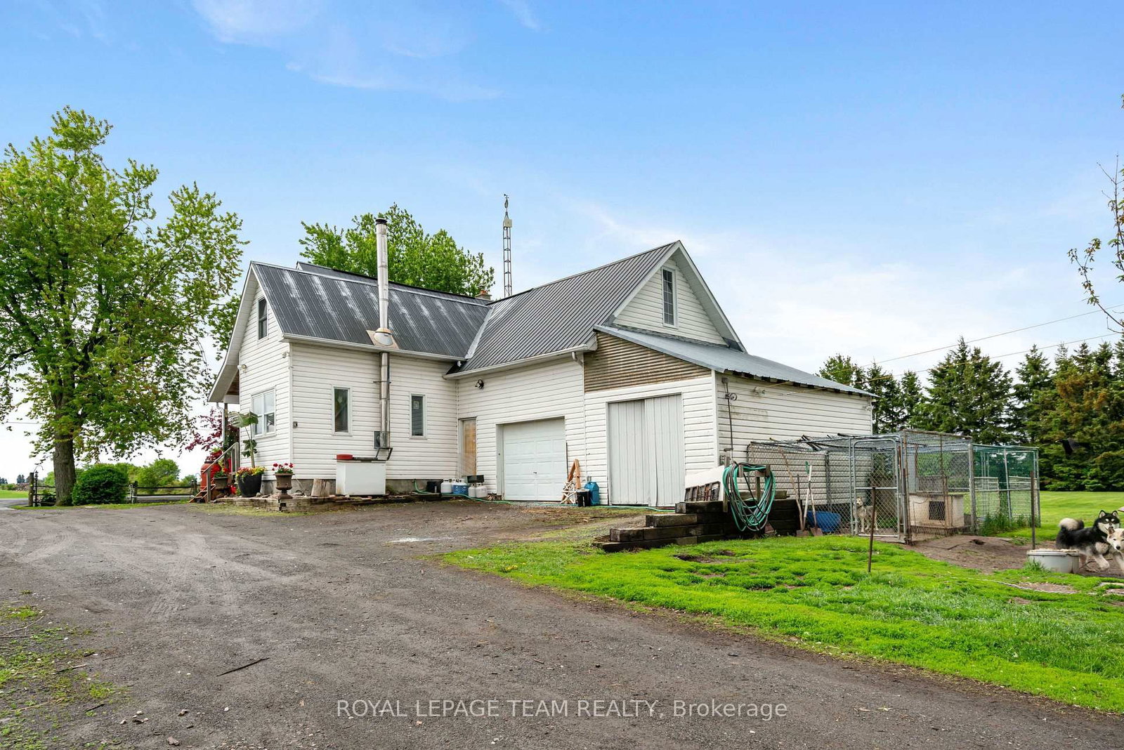 13585 County 9 Road • North Dundas, ON photo 27