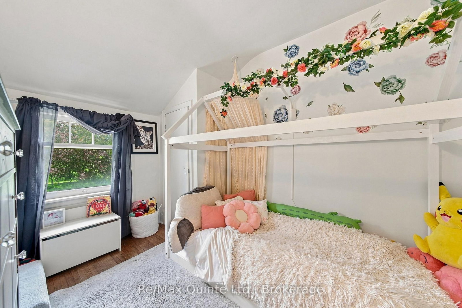 28 Shamrock Road • Belleville, ON photo 18