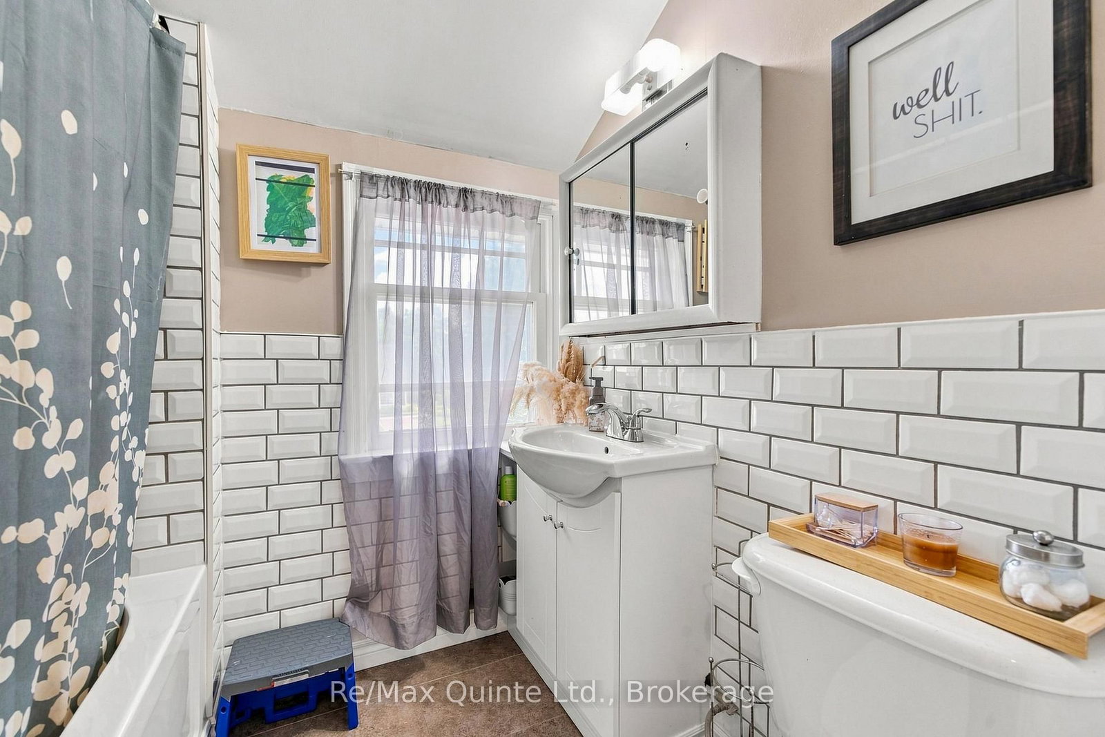 28 Shamrock Road • Belleville, ON photo 20