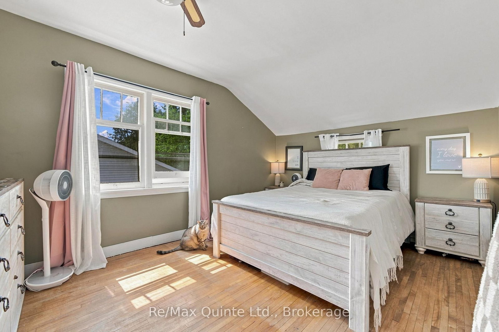 28 Shamrock Road • Belleville, ON photo 21