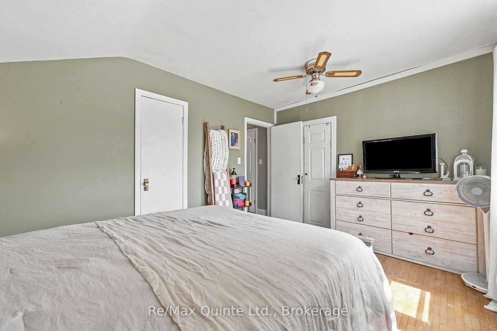 28 Shamrock Road • Belleville, ON photo 22