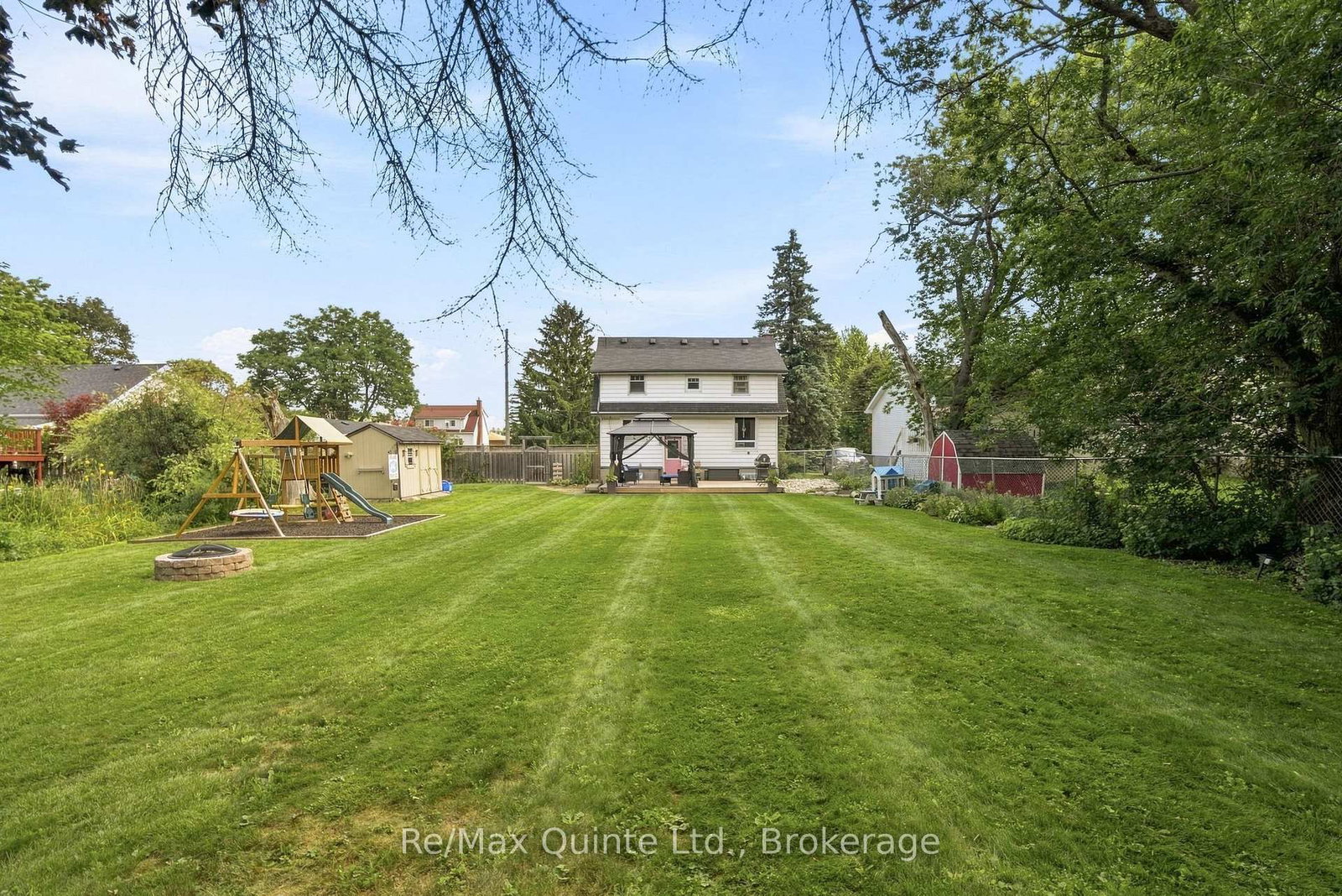 28 Shamrock Road • Belleville, ON photo 35
