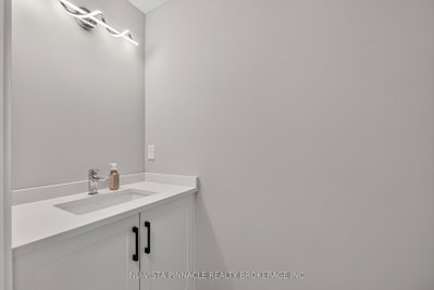 3117 Petty Road • London South, ON photo 8