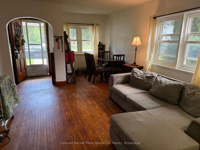 552 11th Avenue • Hanover, ON photo 3