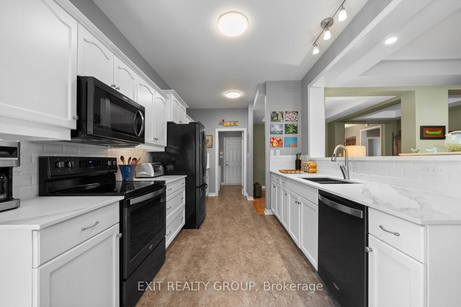 12 Aletha Drive • Prince Edward County, ON photo 20