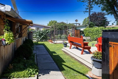 19 Orchard Way • South Dundas, ON photo 9