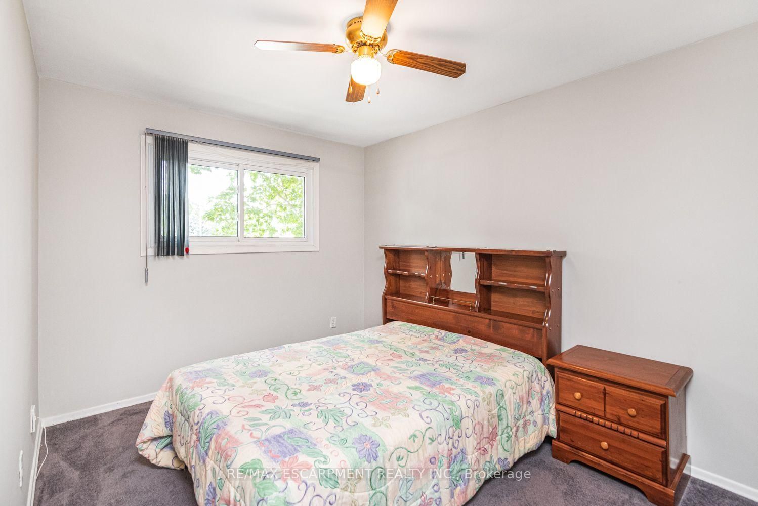 28 RIVERDALE Drive • Hamilton, ON photo 11