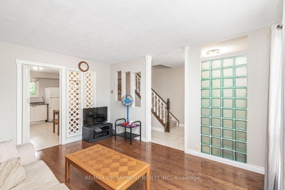 28 RIVERDALE Drive • Hamilton, ON photo 5