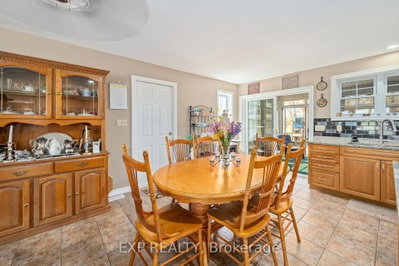 20437 Melbourne Road • Southwest Middlesex, ON photo 8