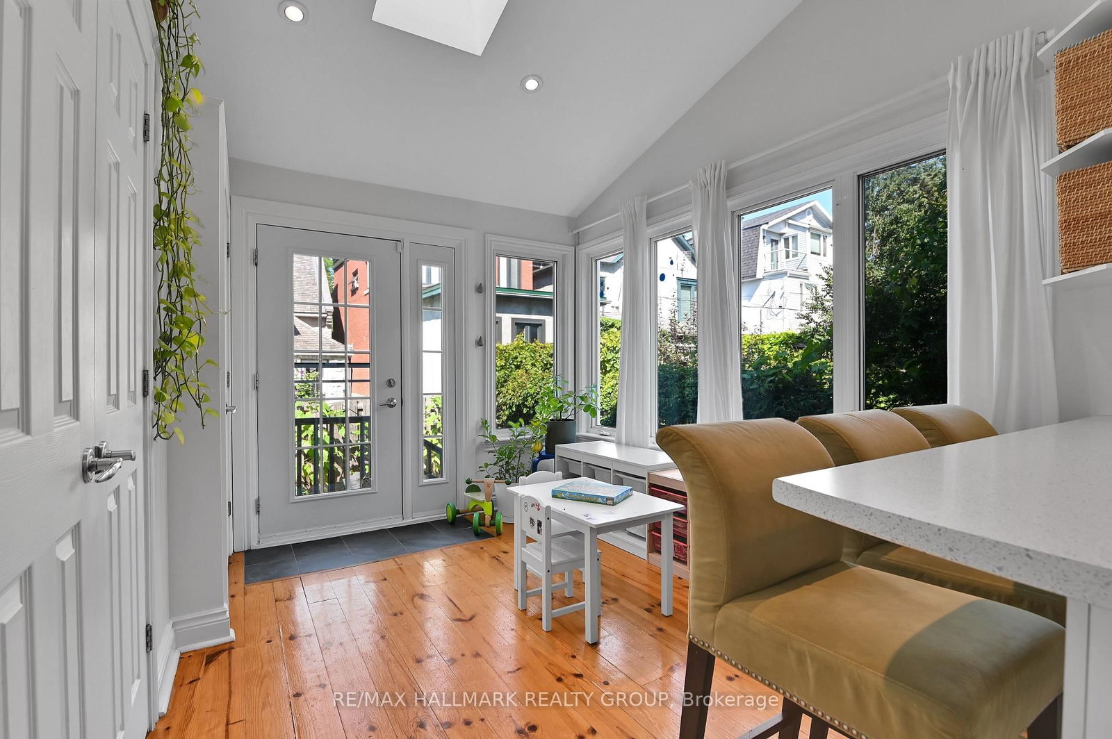 142 River Lane • Ottawa, ON photo 14