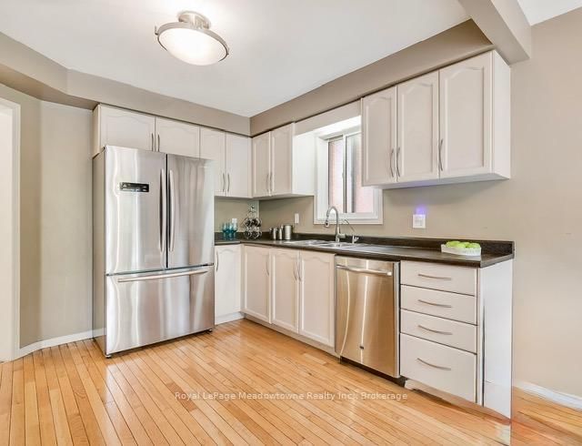 44 Corbett Street • Cambridge, ON photo 10