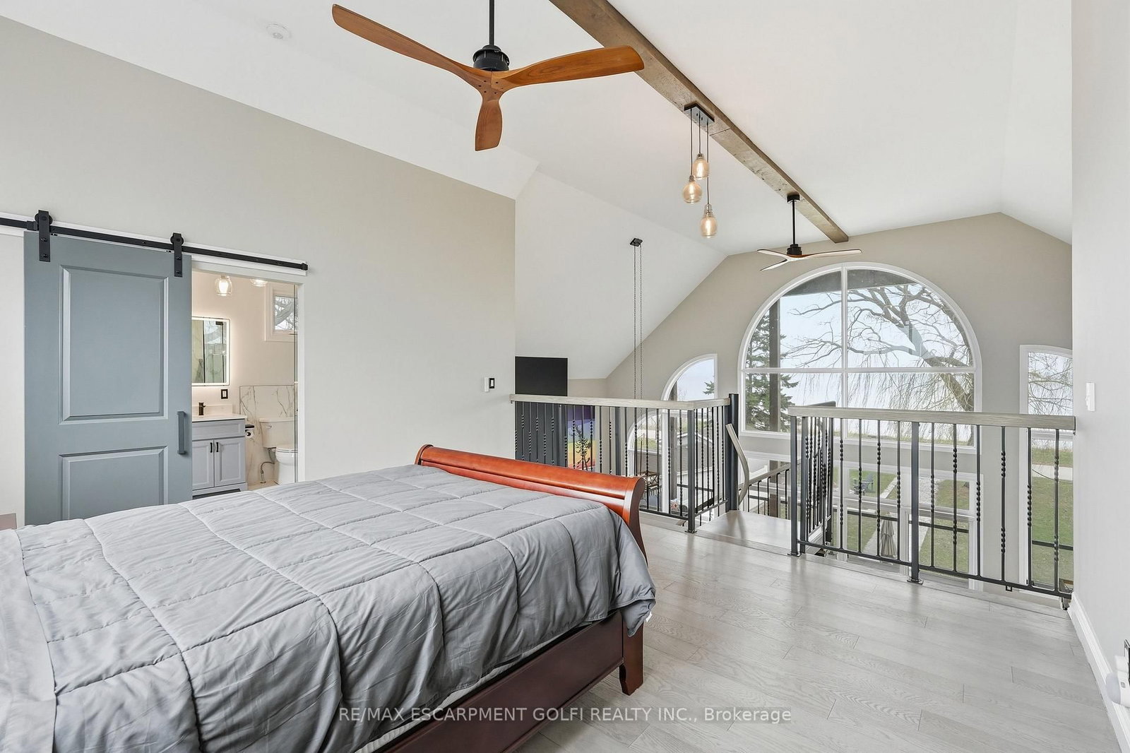 207 BEACH Boulevard • Hamilton, ON photo 20