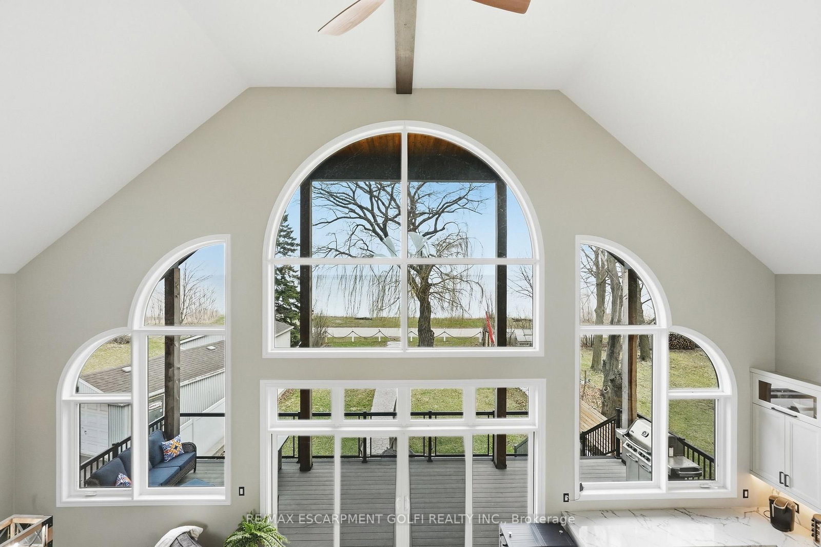 207 BEACH Boulevard • Hamilton, ON photo 25