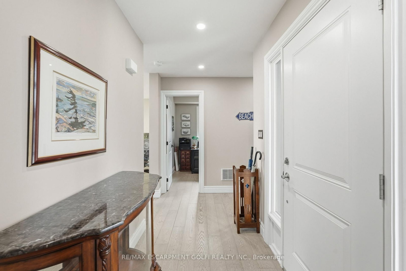 207 BEACH Boulevard • Hamilton, ON photo 6