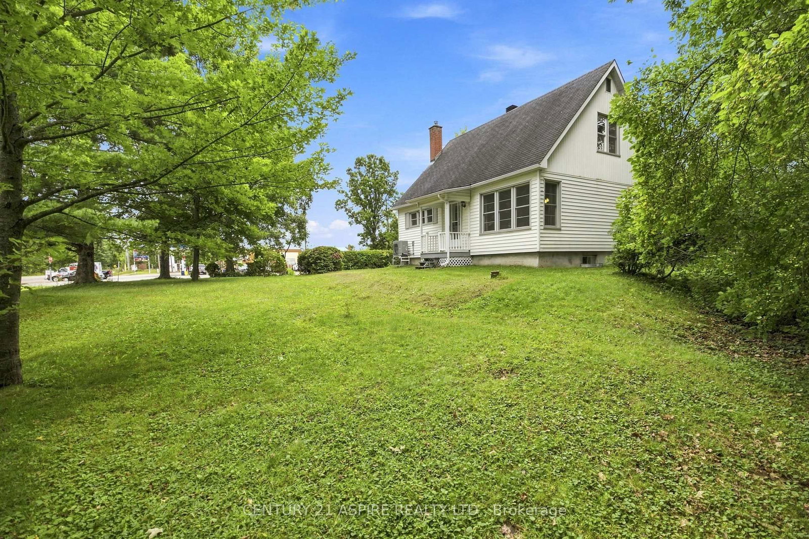 2583 B Line Road • Pembroke, ON photo 2