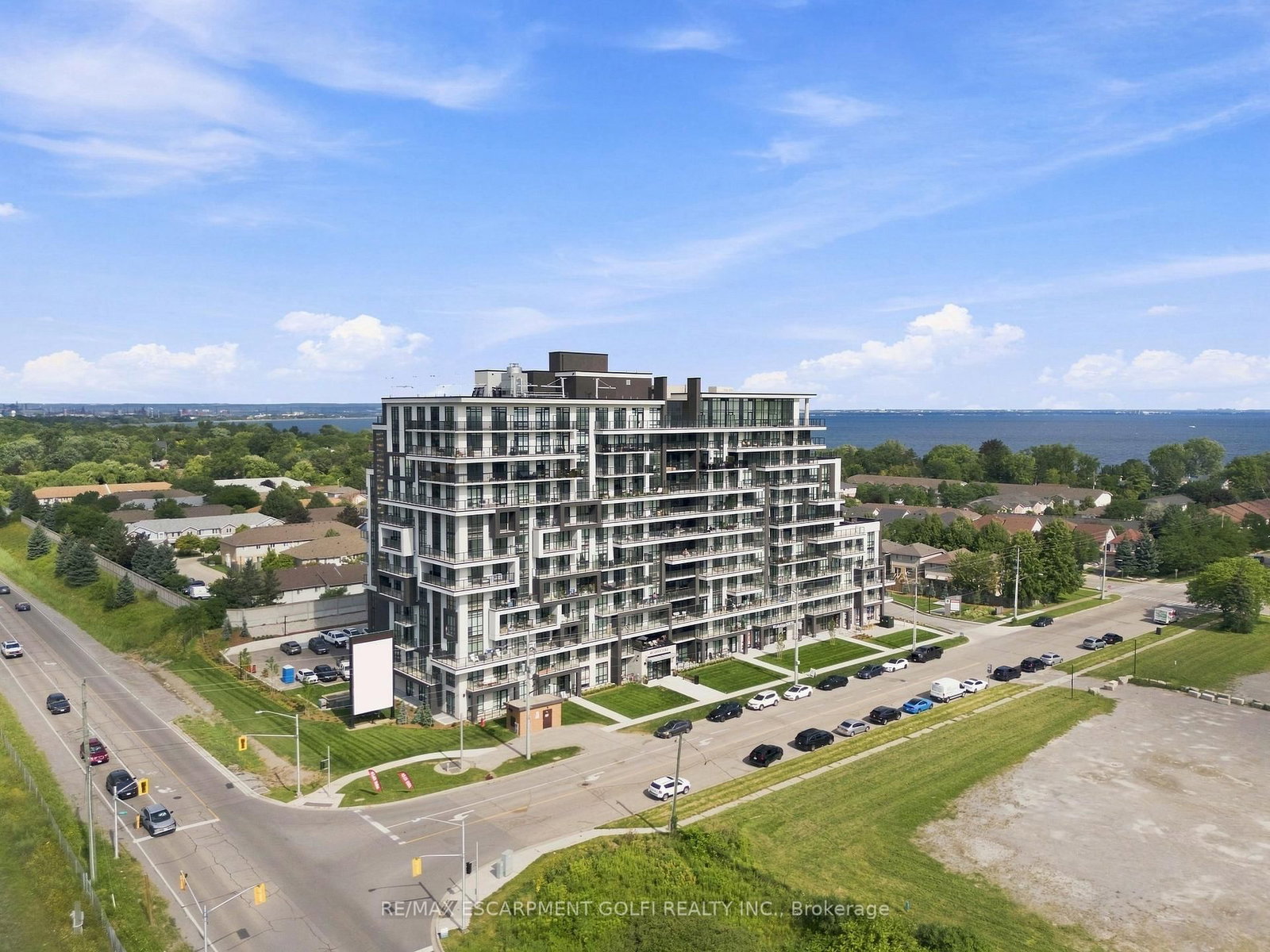 461 GREEN Road • #921 • Hamilton, ON photo 3