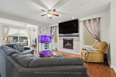 2486 River Mist Road • Nepean, ON photo 6