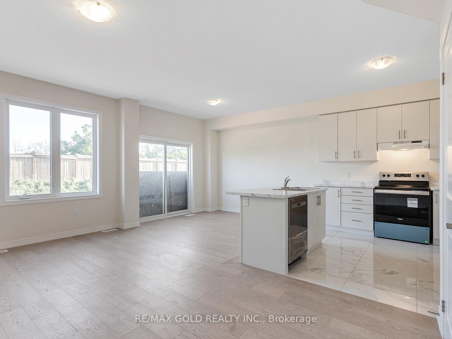 93 PINOT Crescent • Hamilton, ON photo 13