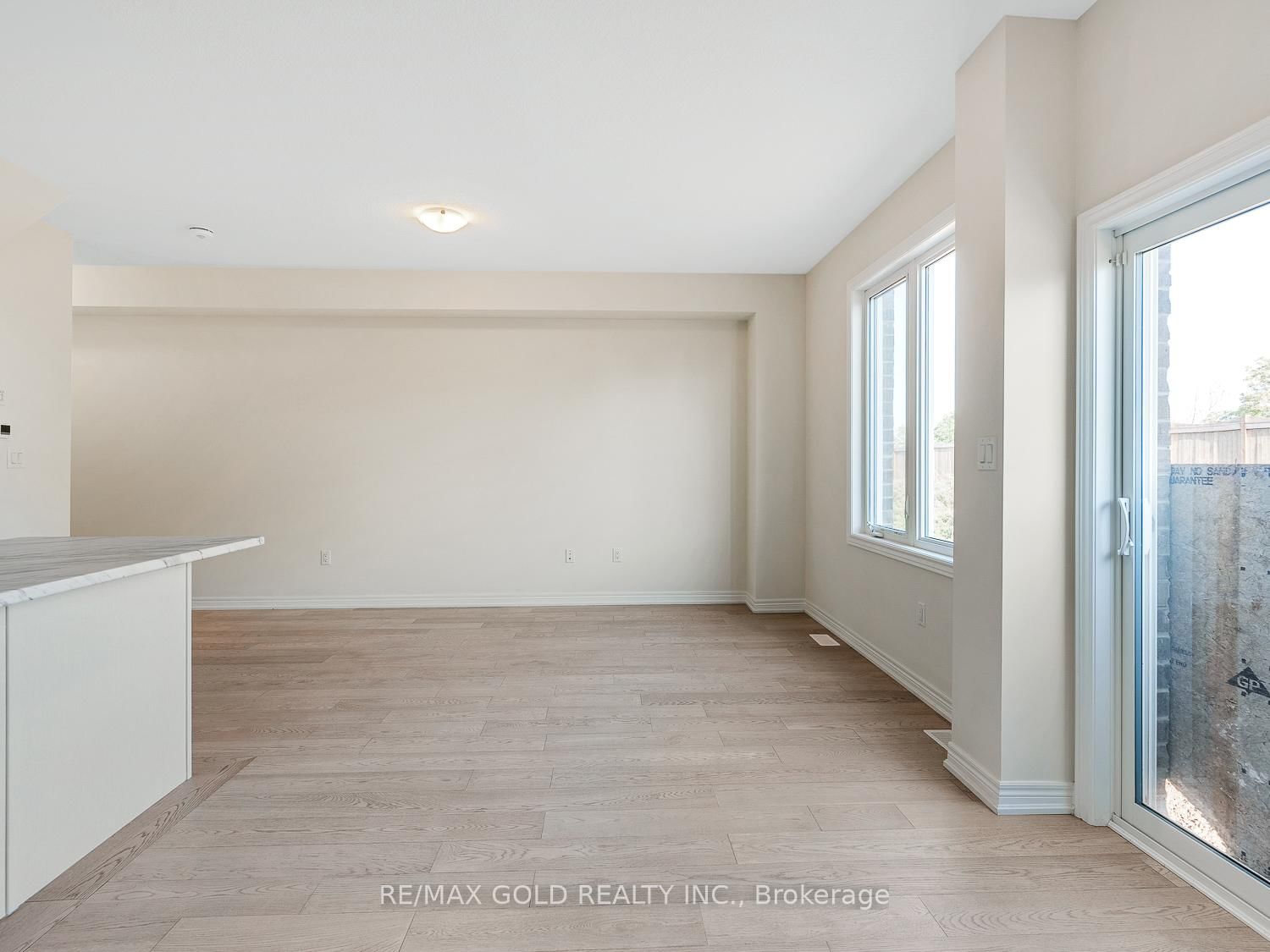 93 PINOT Crescent • Hamilton, ON photo 16