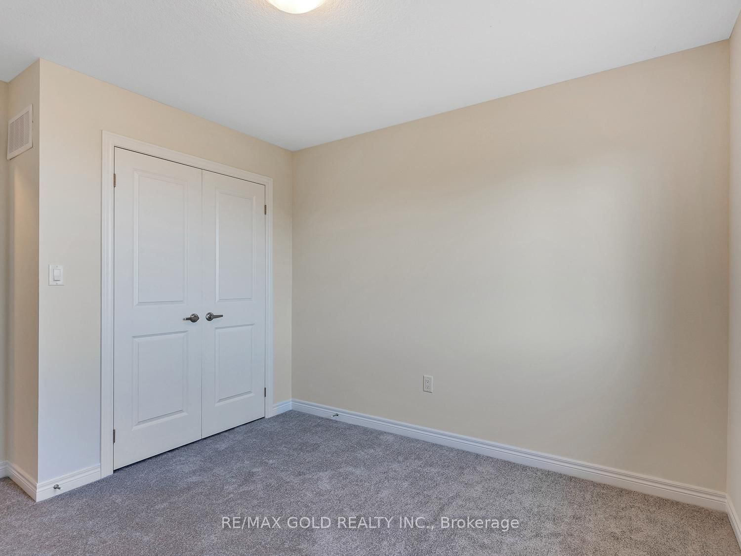 93 PINOT Crescent • Hamilton, ON photo 24