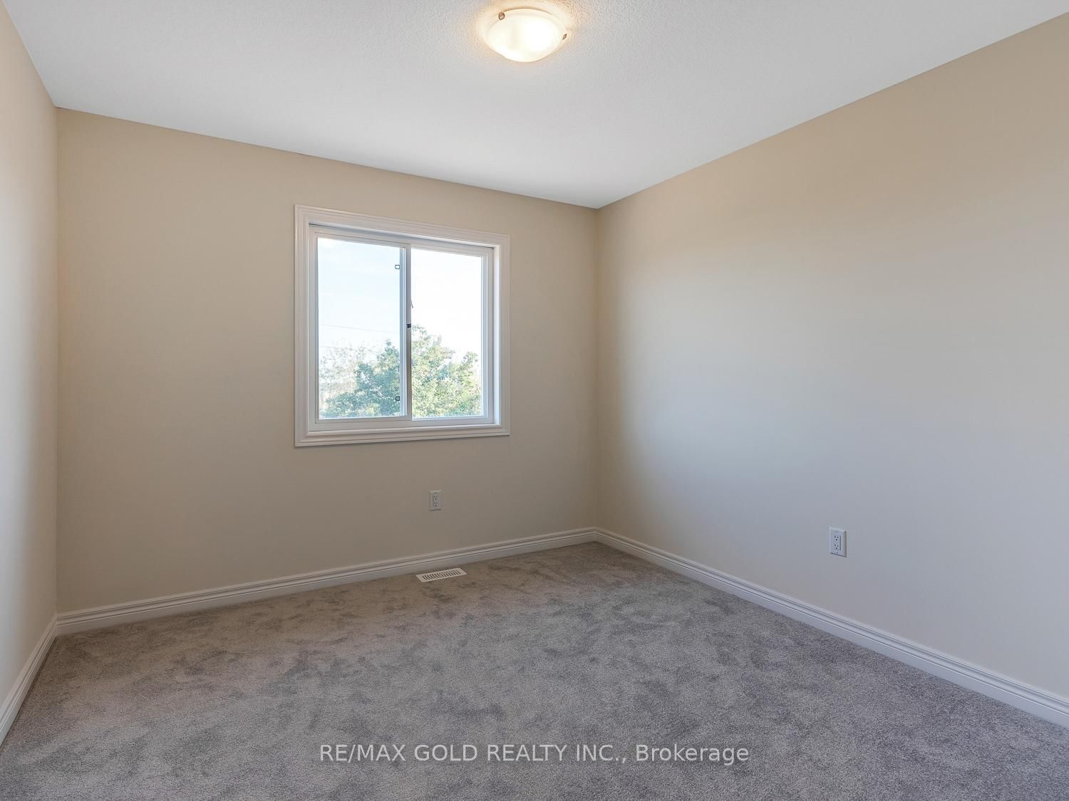 93 PINOT Crescent • Hamilton, ON photo 25