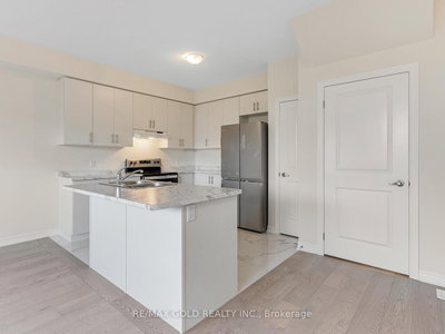93 PINOT Crescent • Hamilton, ON photo 8
