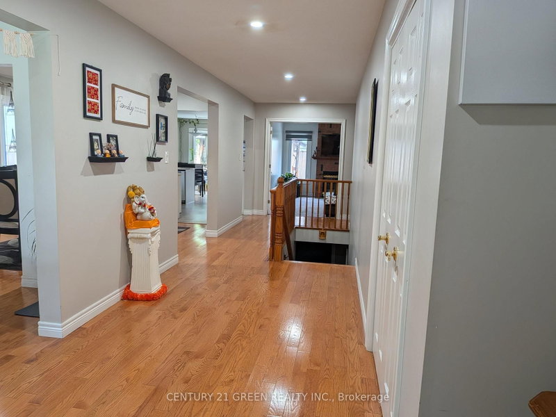 Upper - 45 Caswell Drive