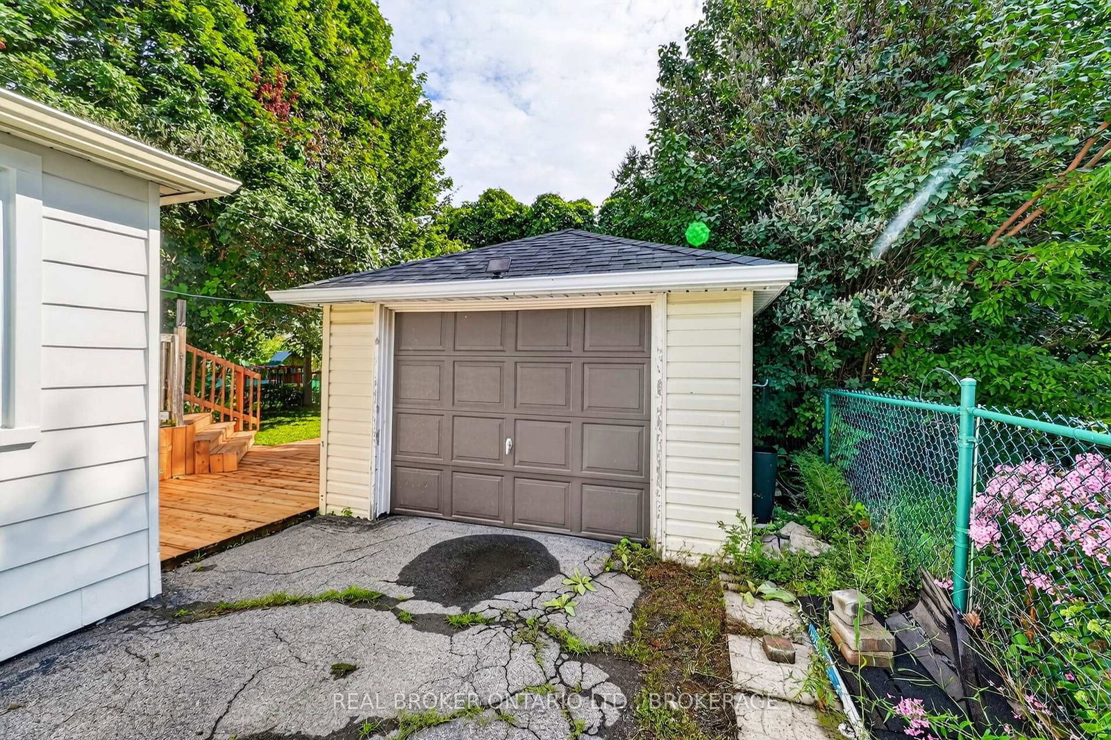 48 Bryden Avenue • Cornwall, ON photo 36