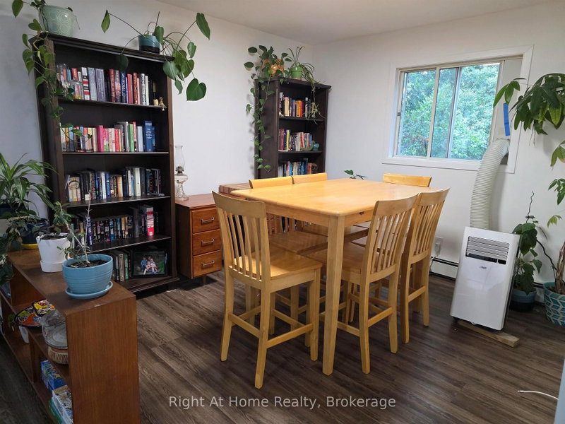134 Kenogami Avenue S