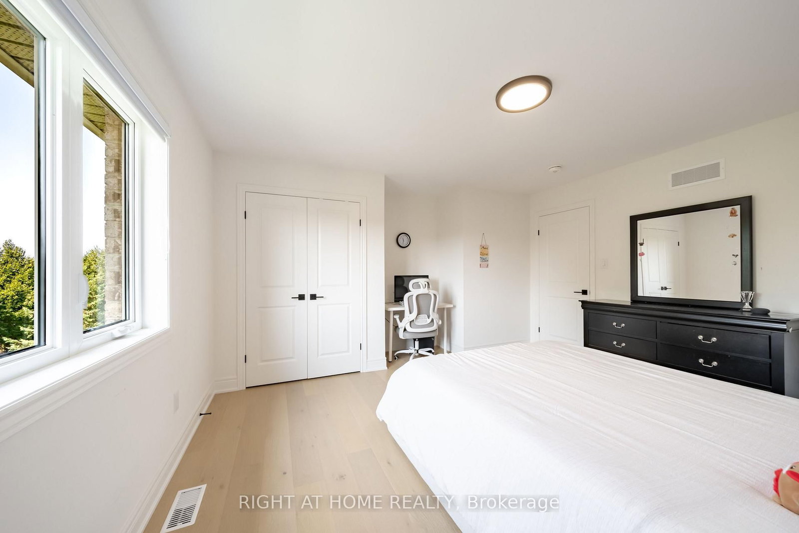 34 Hampshire Place • Hamilton, ON photo 36