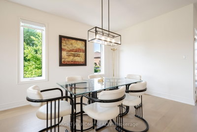 34 Hampshire Place • Hamilton, ON photo 9