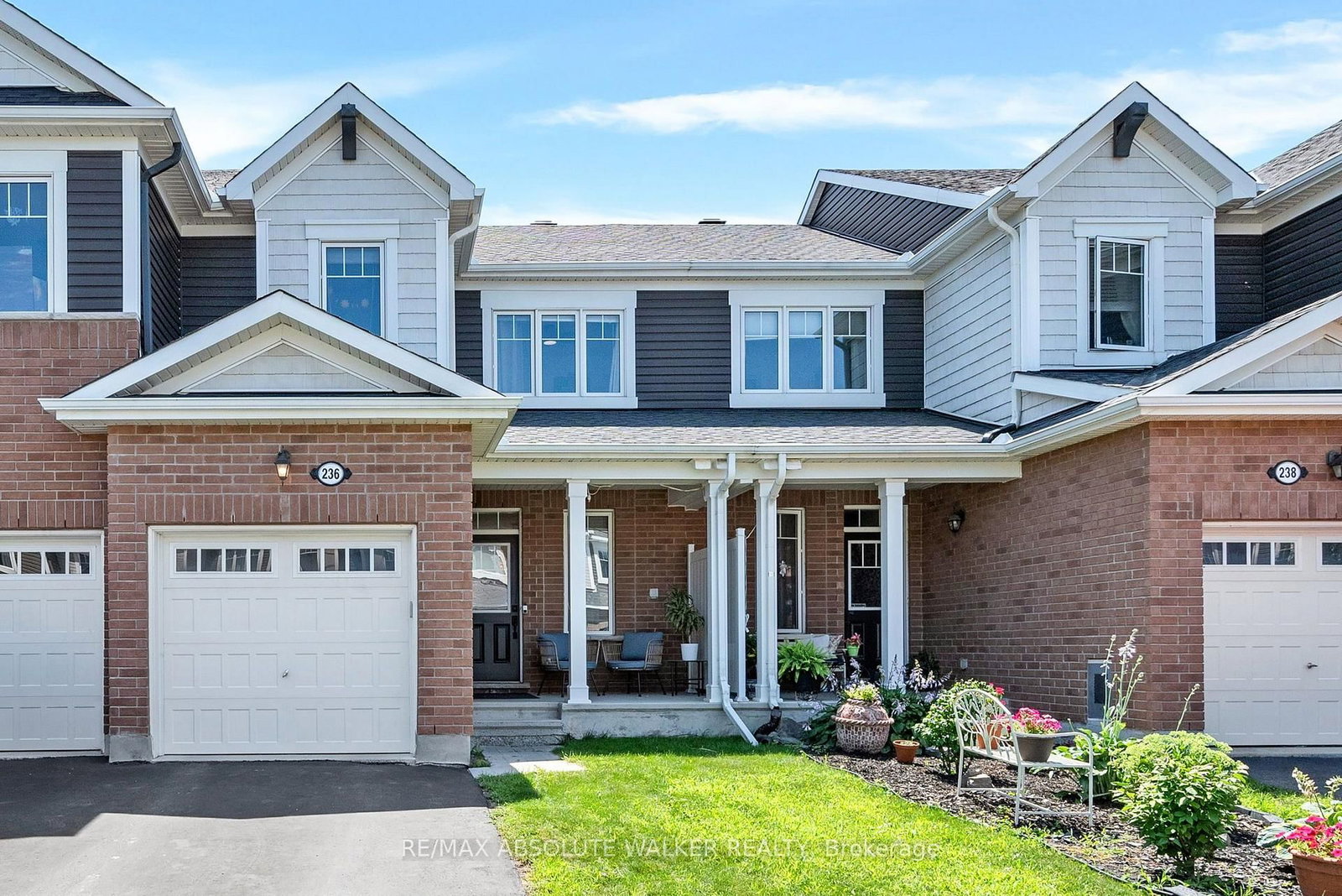 236 Willow Aster Circle • Ottawa, ON photo 1