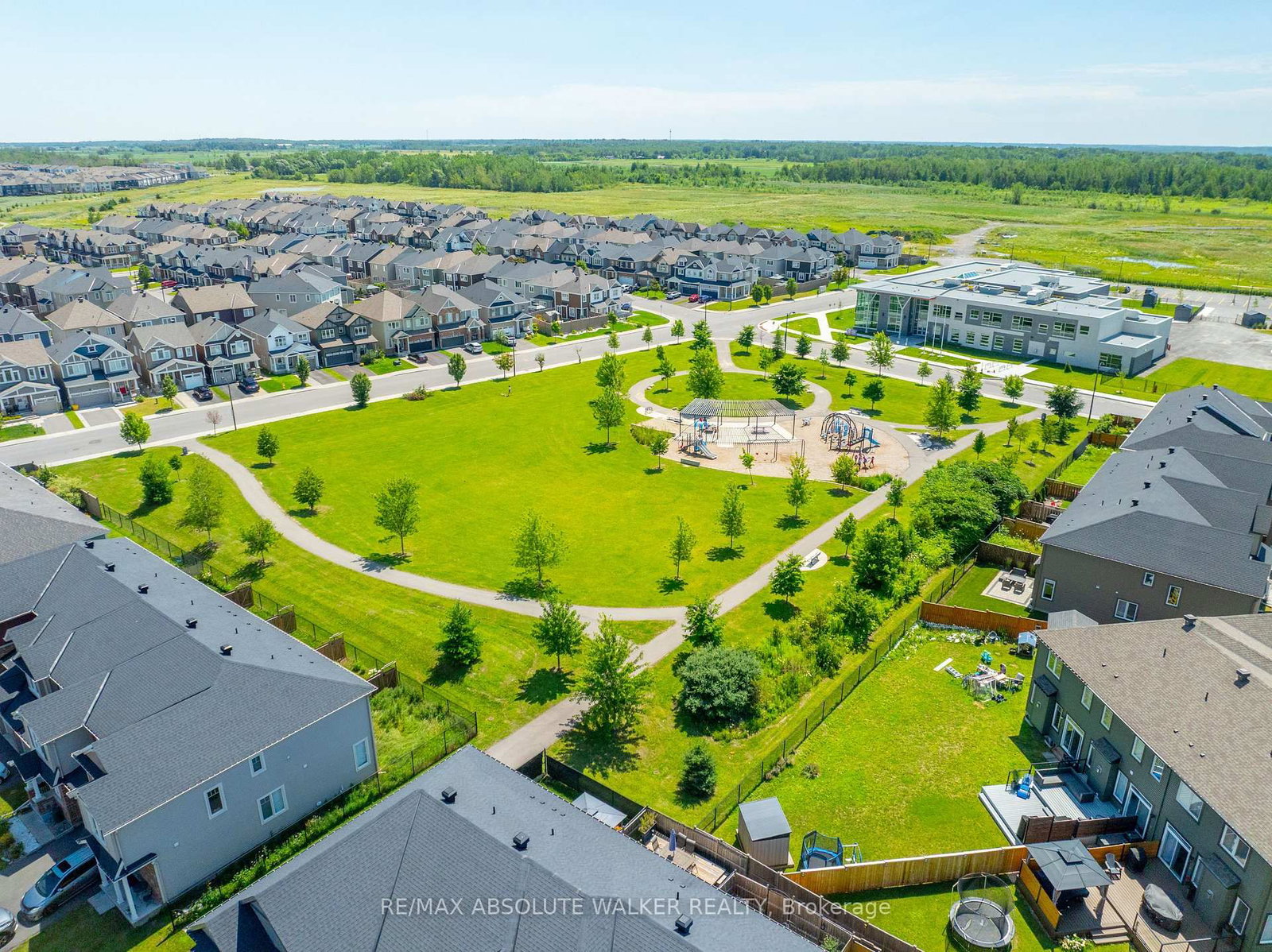 236 Willow Aster Circle • Ottawa, ON photo 28
