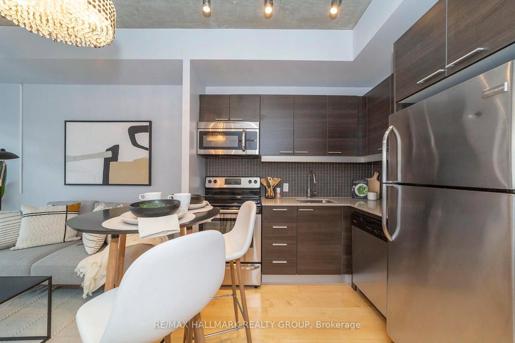 632 - 349 Mcleod Street 5