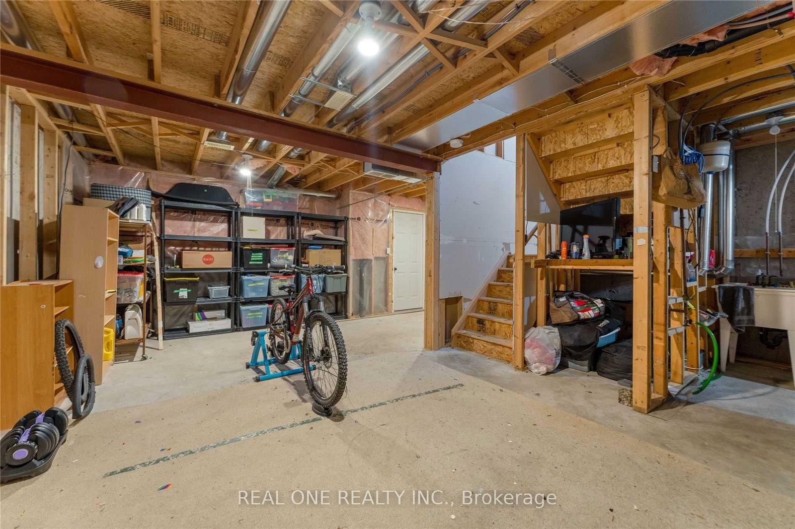 575 Victoria Road N • Guelph, ON photo 13