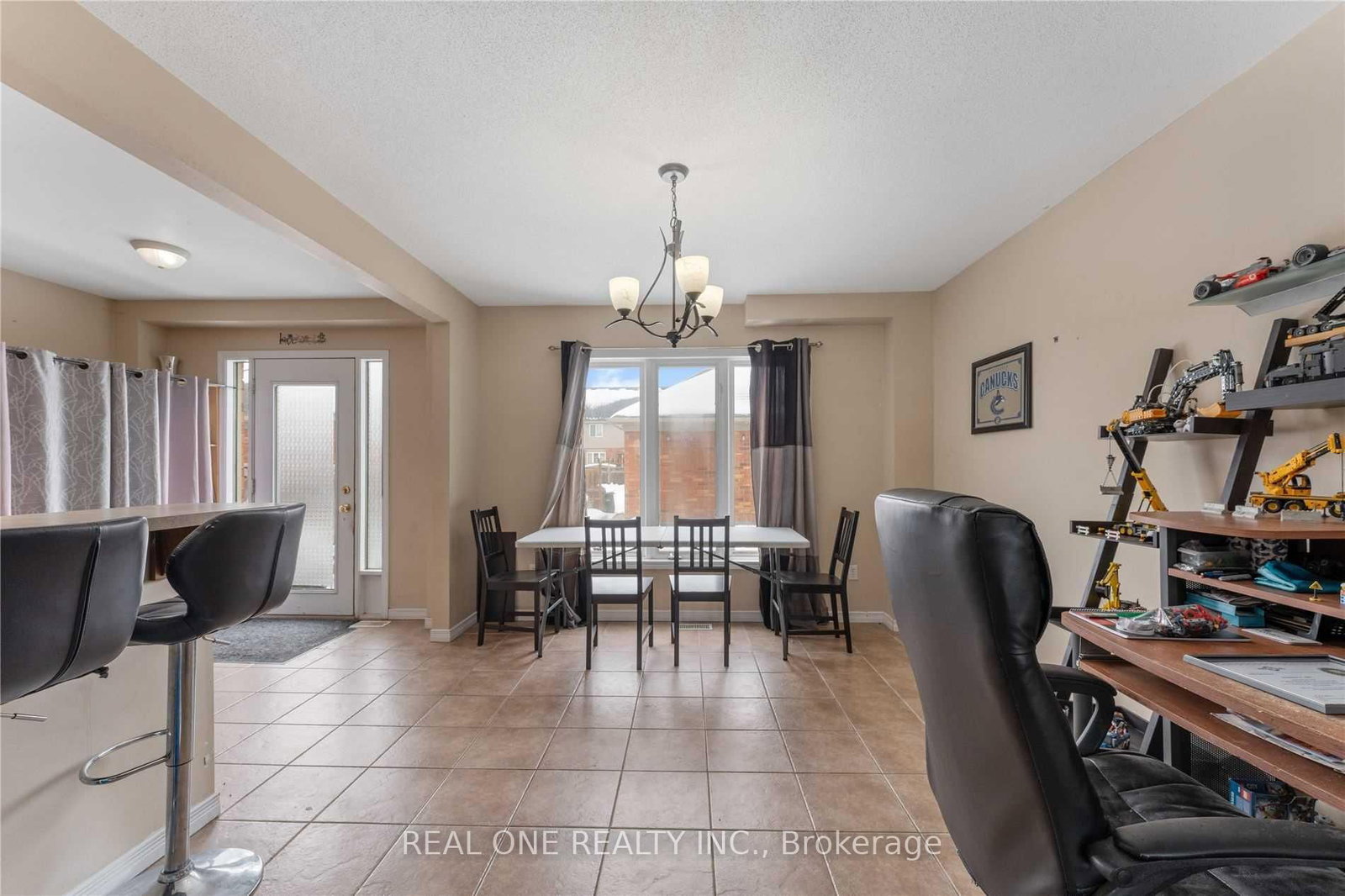 575 Victoria Road N • Guelph, ON photo 6