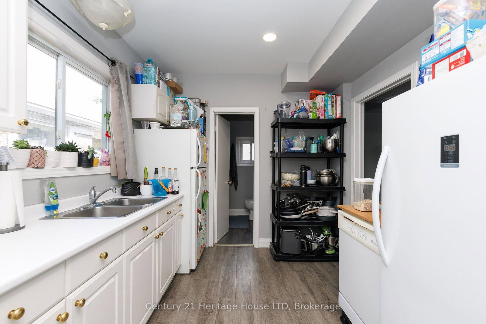 164 Lake Street • St. Catharines, ON photo 19