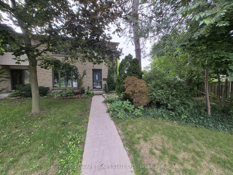 8 - 850 Berkshire Drive