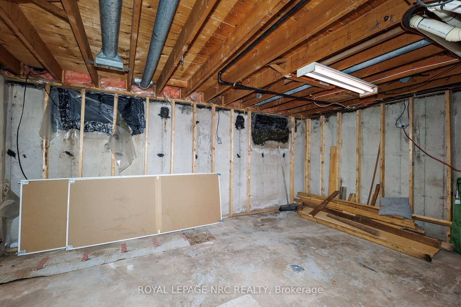 6562 HARMONY Avenue • Niagara Falls, ON photo 14