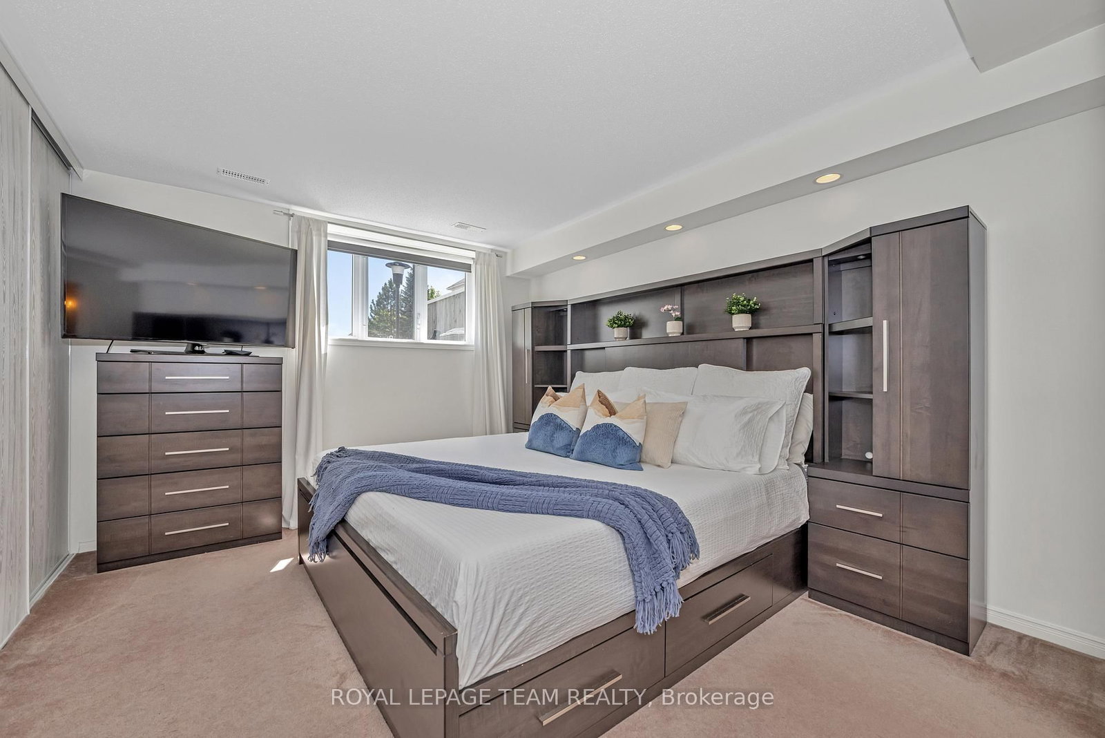 85 Cresthaven Drive • Ottawa, ON photo 15