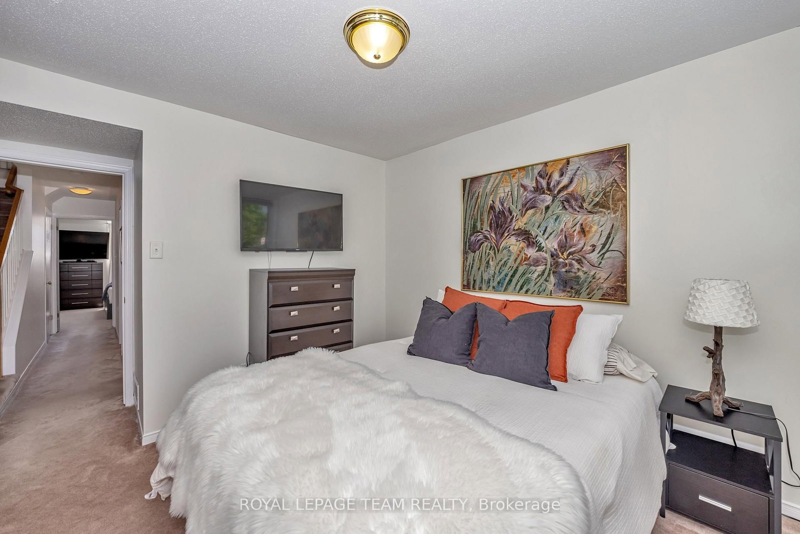 85 Cresthaven Drive • Ottawa, ON photo 18