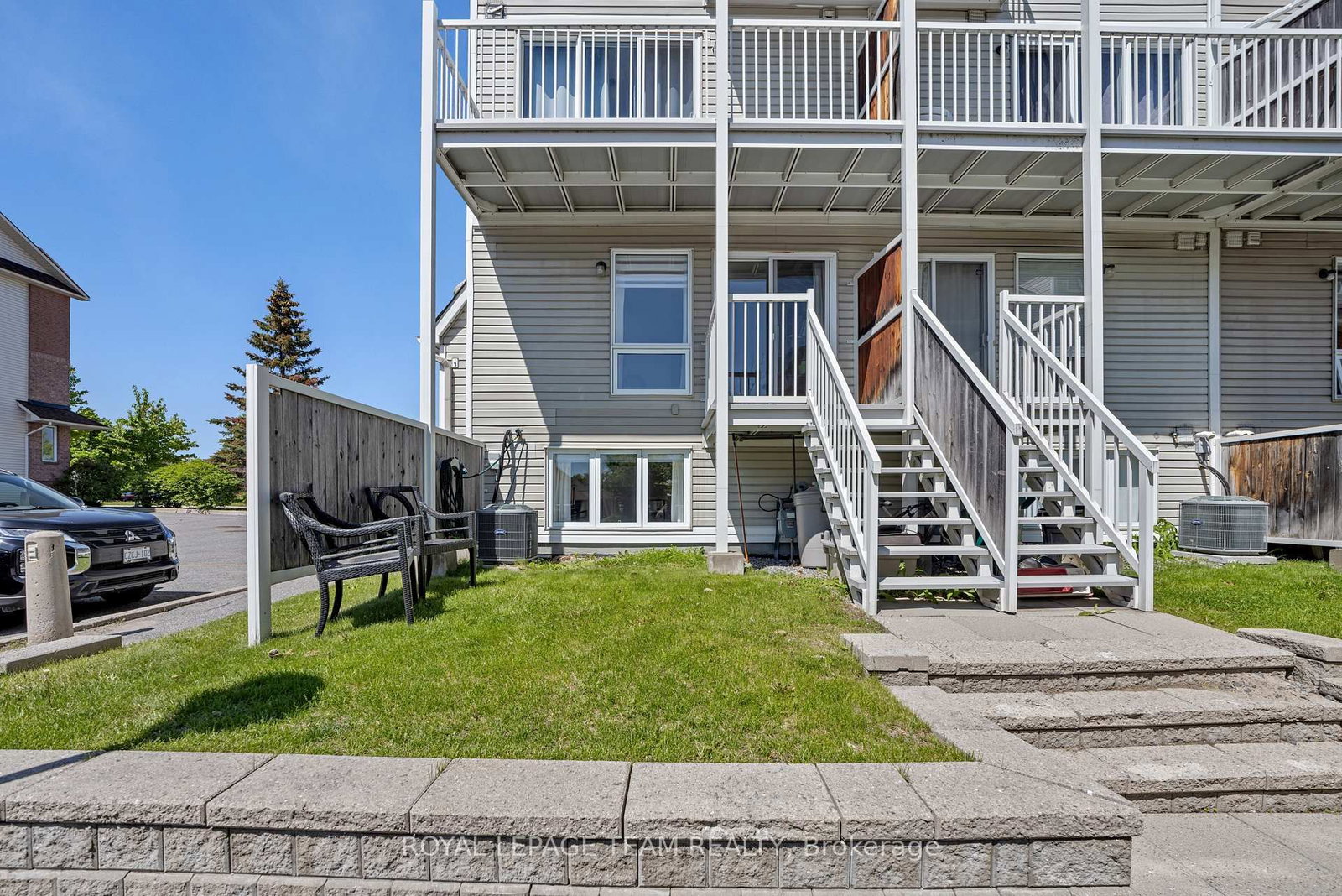 85 Cresthaven Drive • Ottawa, ON photo 20