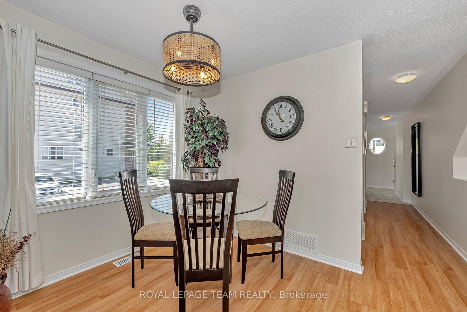 85 Cresthaven Drive • Ottawa, ON photo 9