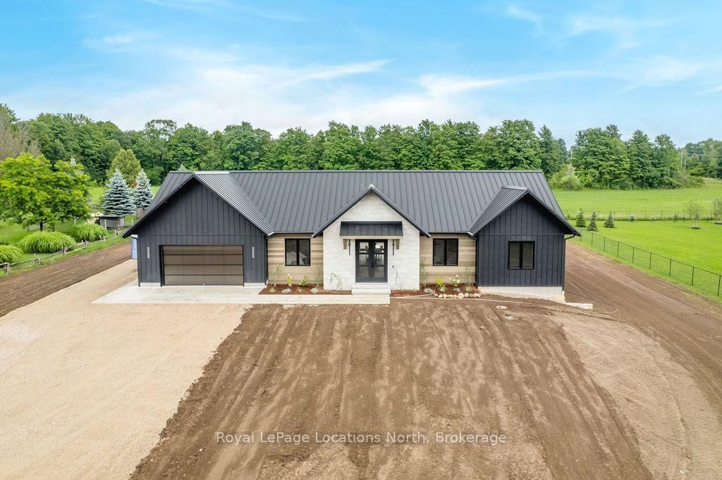 115 Inkerman Street • Grey Highlands, ON photo 2