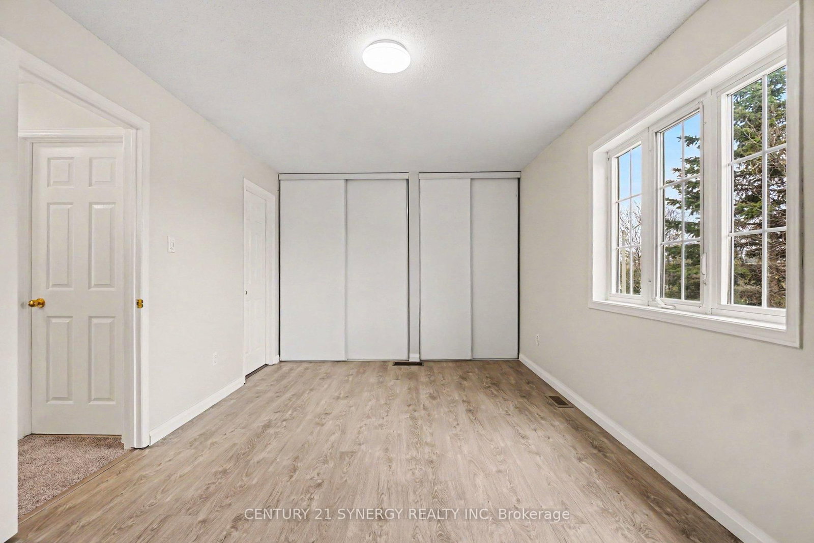 54 Meadowcroft Crescent • Ottawa, ON photo 18